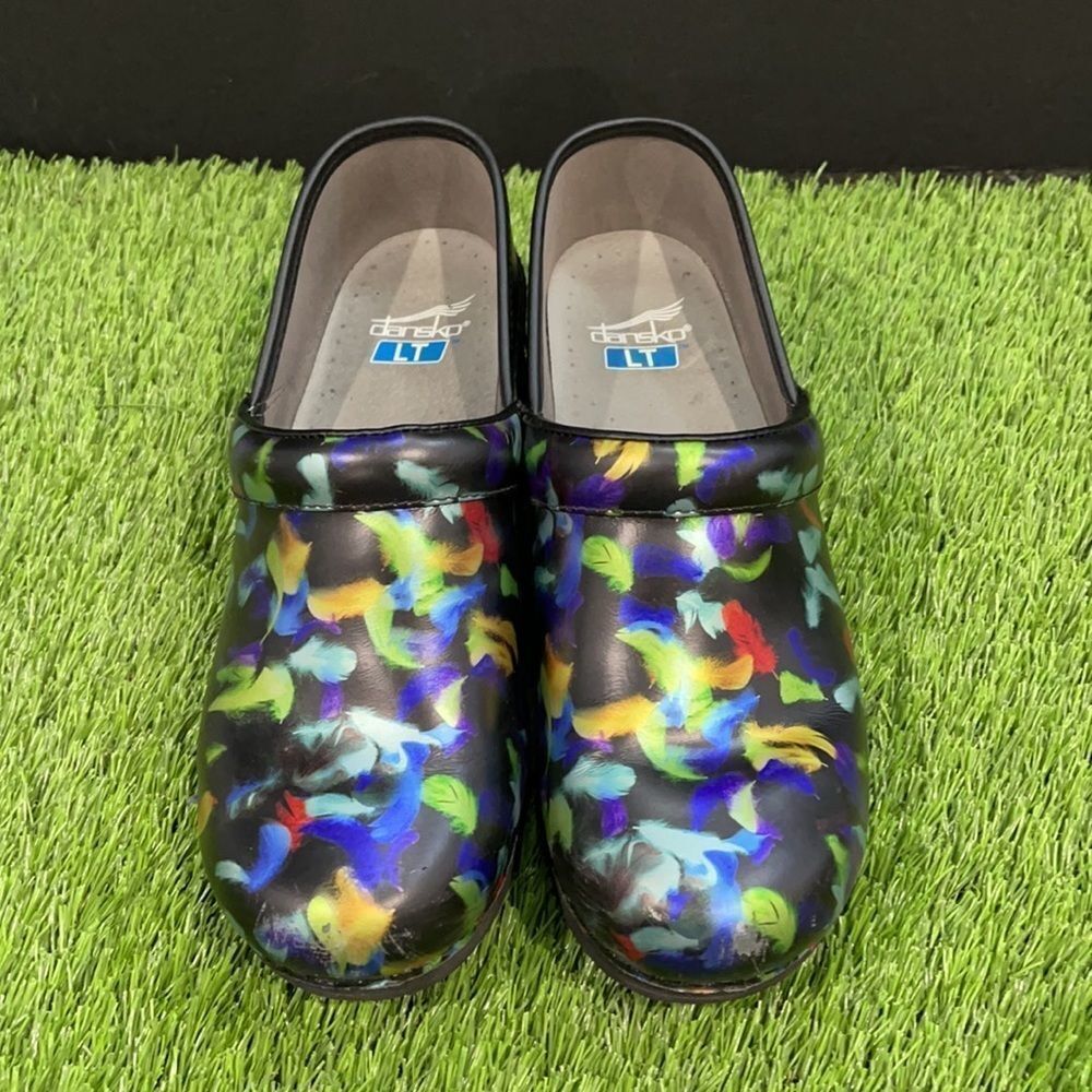 Dansko LT Pro Clogs - Picture 6 of 9